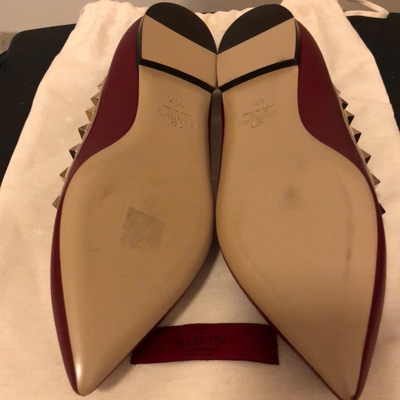 Brand new Valentino rockstud flat - Picture 2 of 3